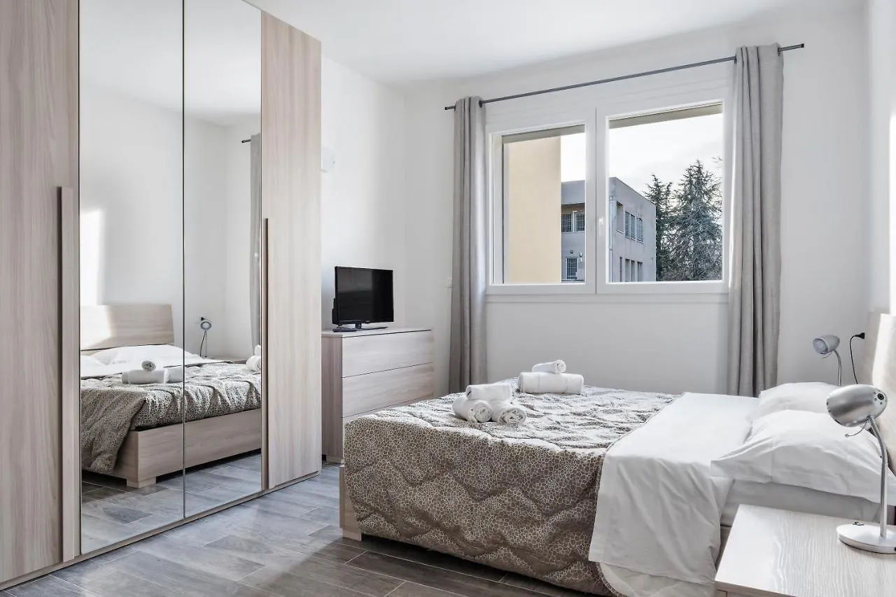 Daire La Casa Bianca Di Bologna Otel
